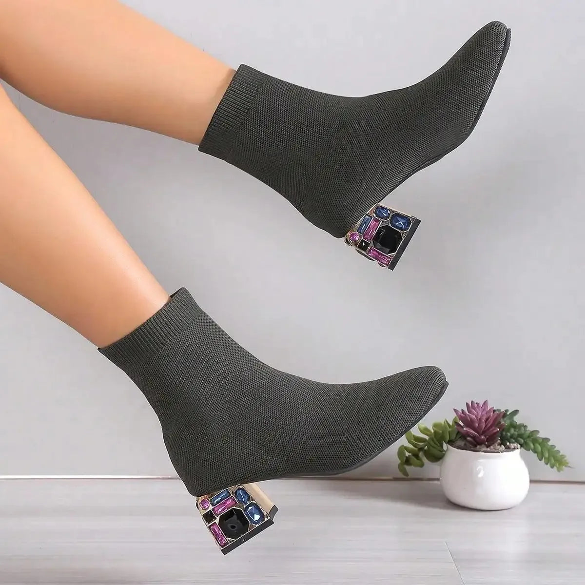 Women Hot Sale High Heels Short Boots 2023 Winter Designer Square Toe Mesh Breathable Stretch Sock Boots Slip on Platform Shoes