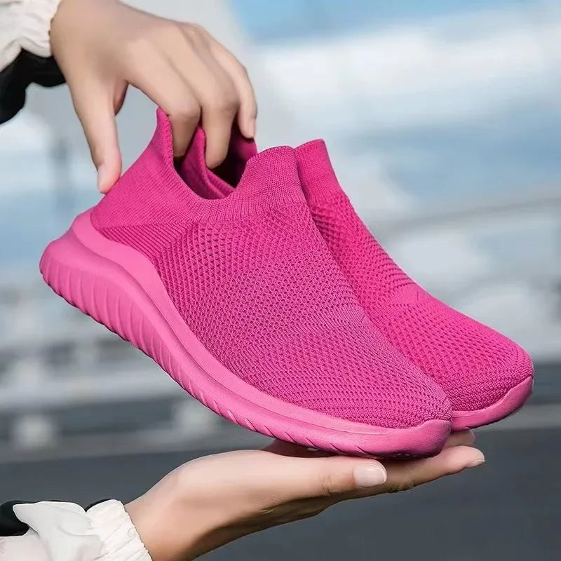 Men Sneakers Unisex Casual Shoes Soft Sole Slip-On Vulcanized Shoe Lightweight Loafers Plus Size Walking Men Shoes Tenis Hombres