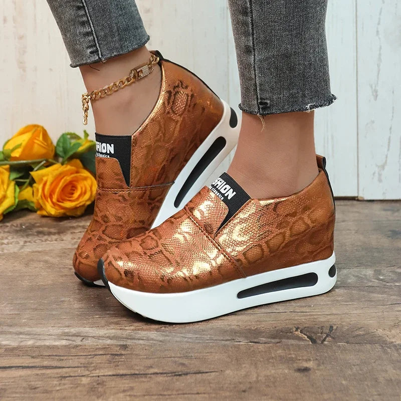 Women Sneakers New Casual Non-Slip Platform Sneakers Women Fashion Slip-On Designer Shoes for Women Fashion Lightweight Loafers