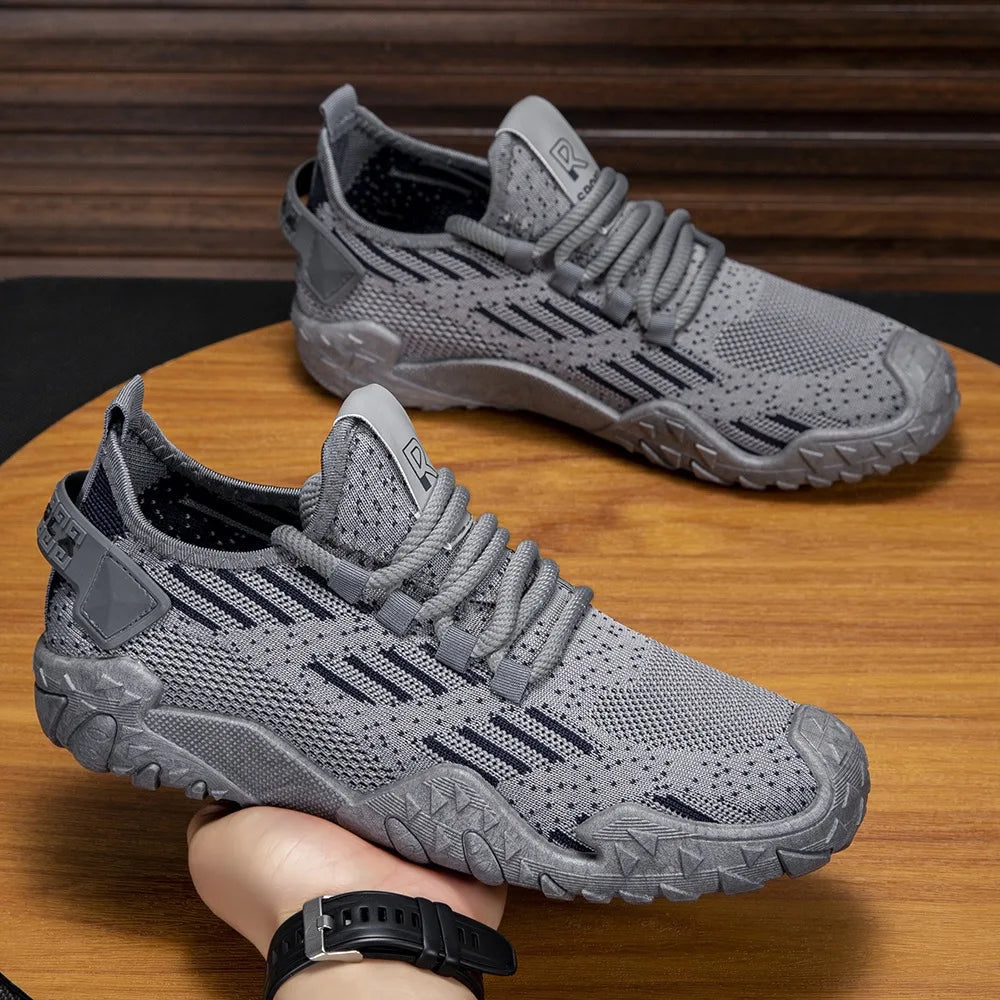 2026 New Men Shoes Breathable Non-slip Hollow Out Outdoor Running Shoes Trendy Sports Casual Sneakers