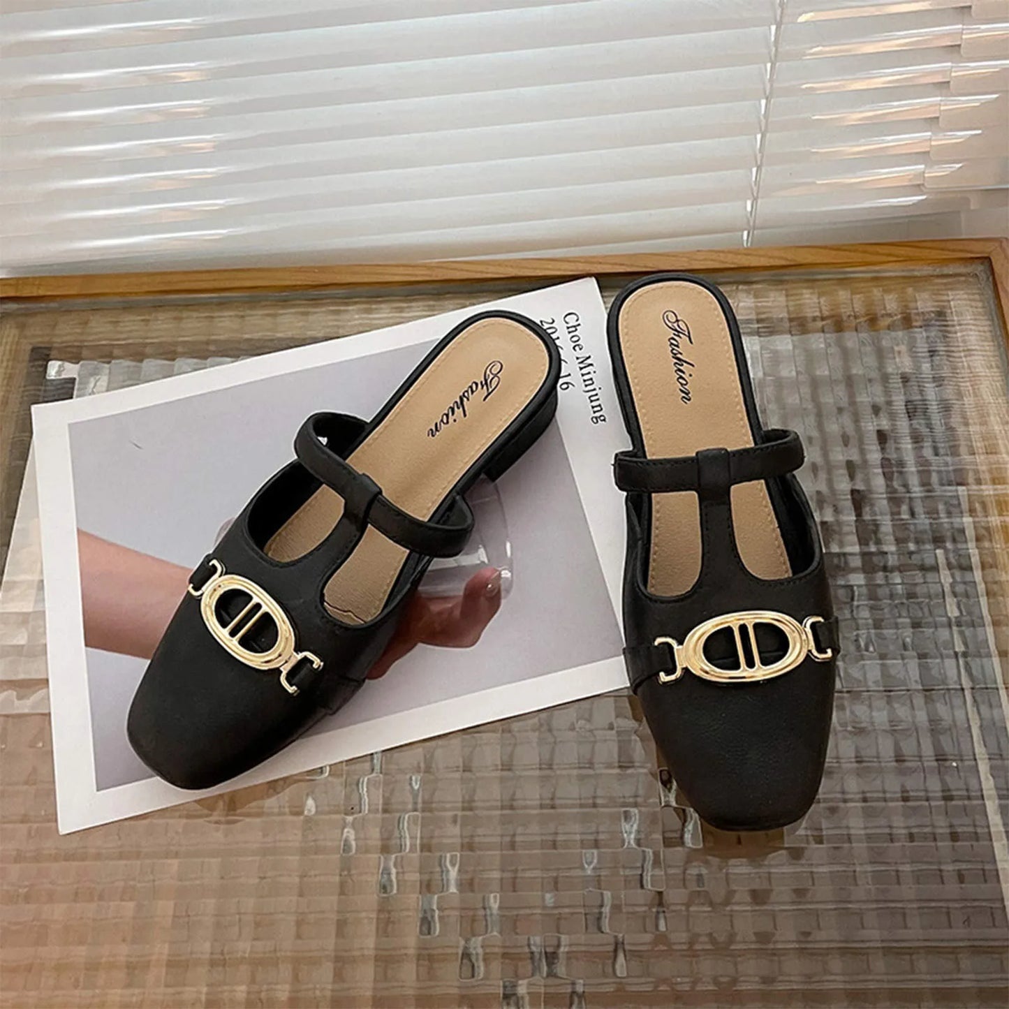 Fashion Summer Sandals Women Low Heel Retro Luxury Metal Women's Shoes Wear-resistant Daily Walk Slippers