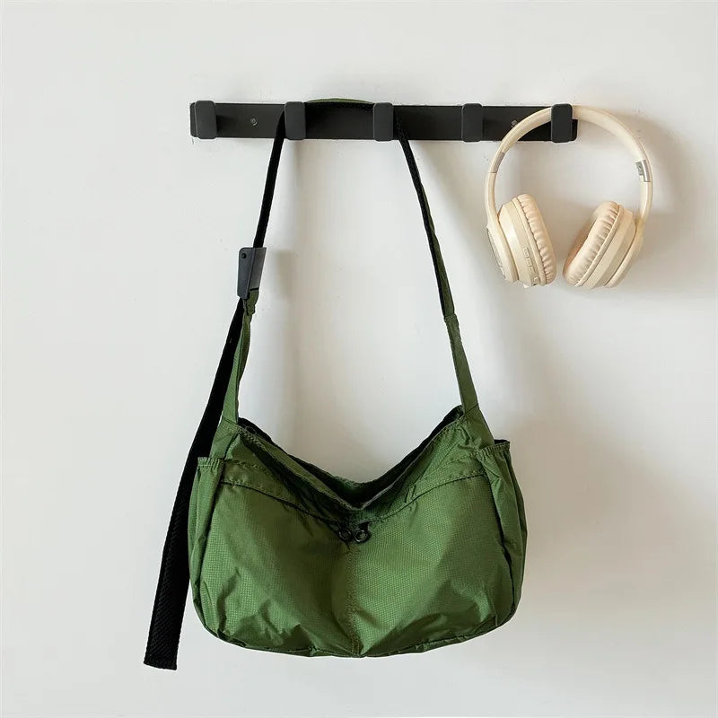 Outdoor Portable Crossbody Bags for Men and Women Commuter Waterproof Youth Shoulder Bag Solid Color Lightweight Female Tote