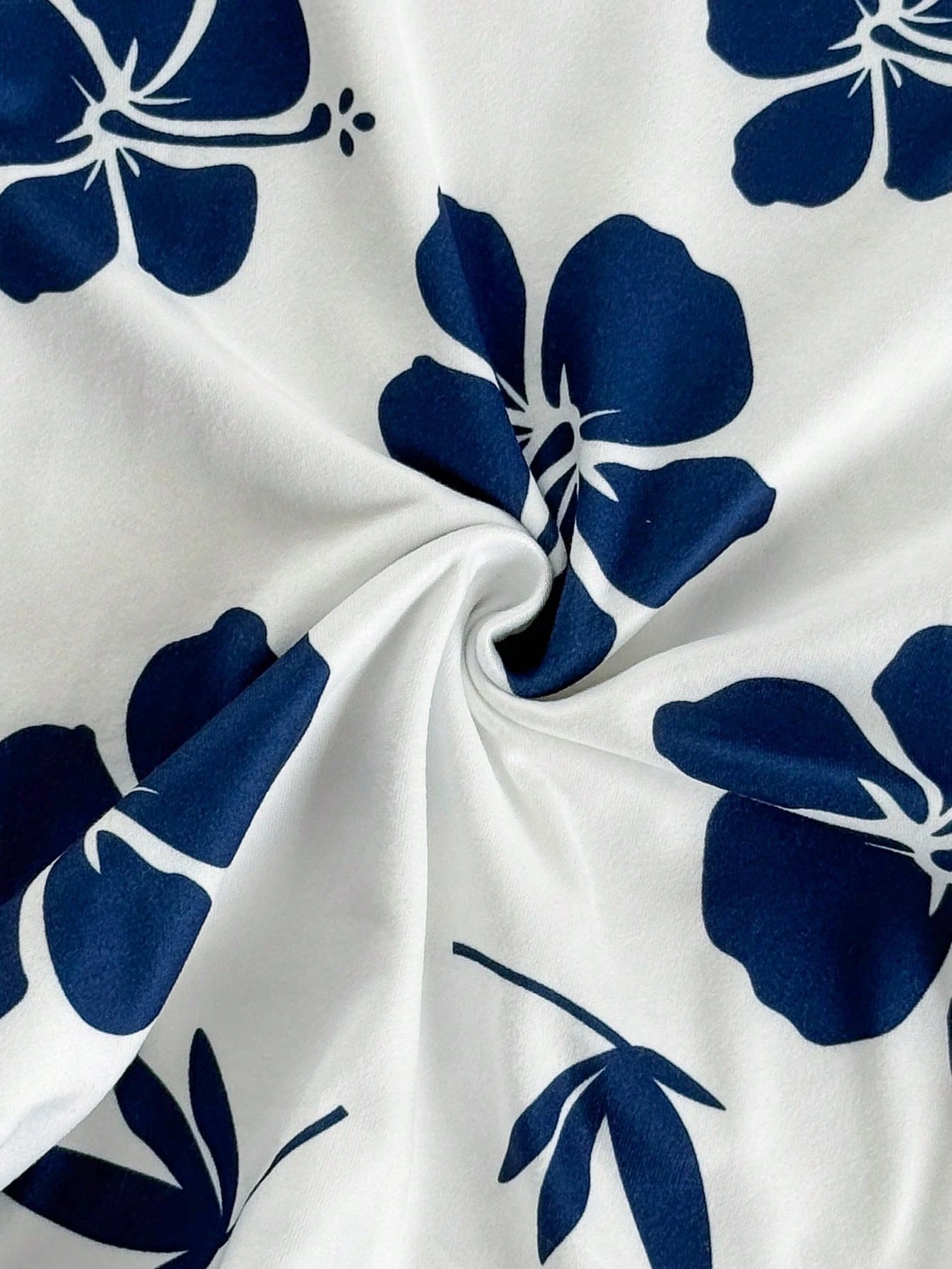 Women's Sexy Vacation Style U-Neck Flower Print Open Back Side Slit Mini Dress for Spring/Summer