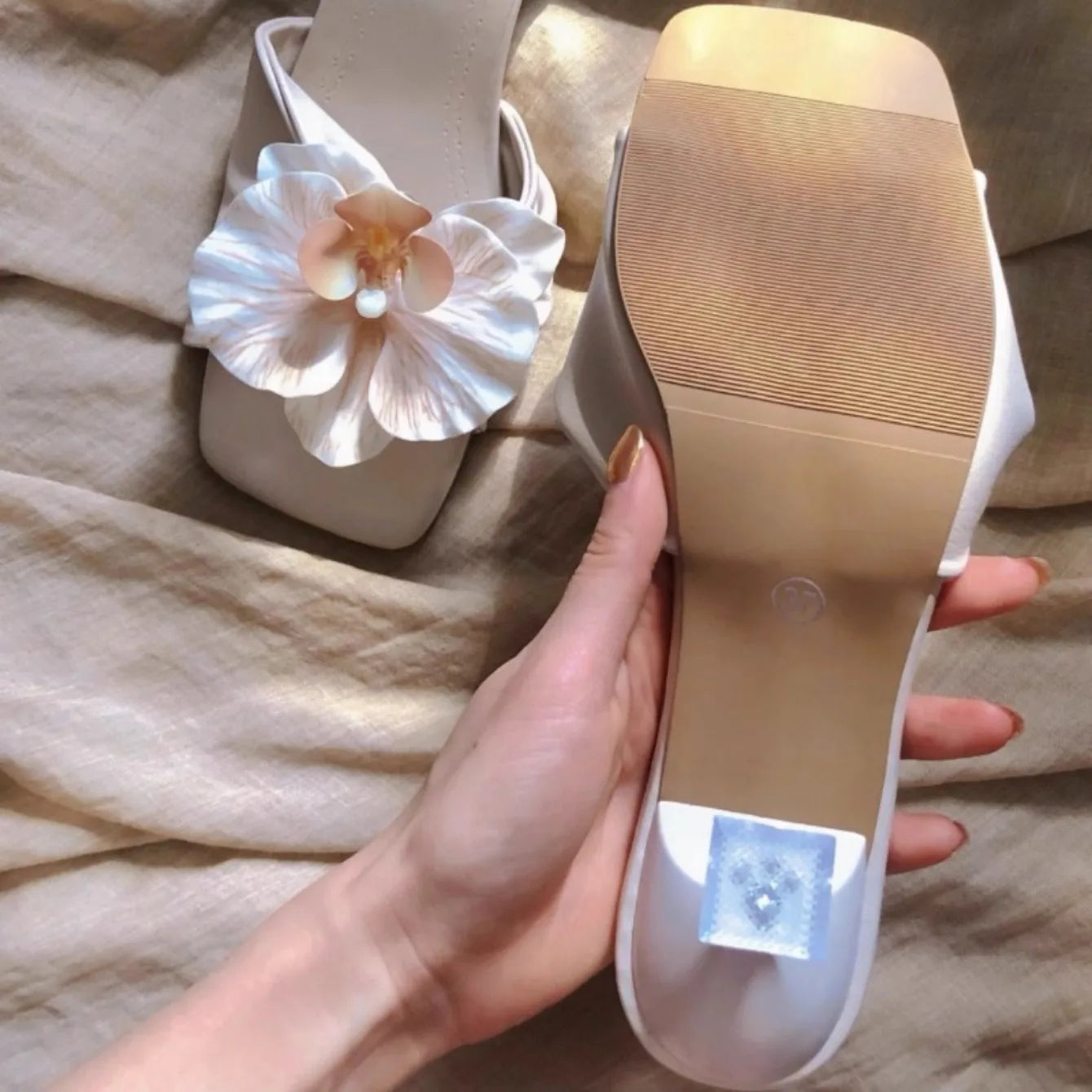 Brand Women Sandals 2025 Summer New Elegant Flowers Sandals Casual Fashionable Outer Wear High Heels Shoes Women Slides Women
