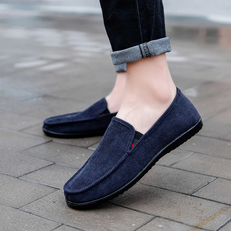 New Men Loafers Shoes Brand Fashion Soft Man Moccasins Loafers Canvas Slip-On Casual Shoes Men Outdoor Walking Men Footwear