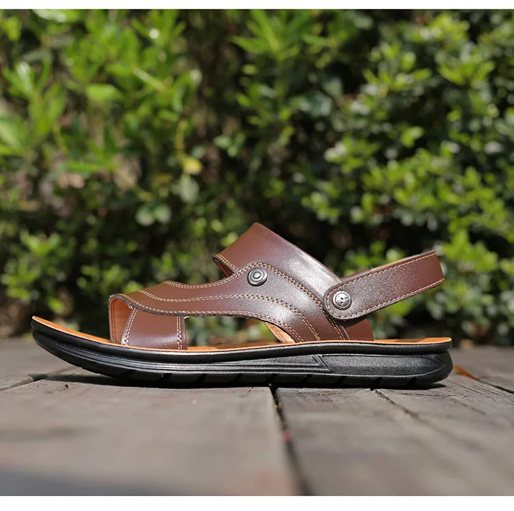 man 2020 Summer beach sandals  fashion new personality men's slidder  sandal  outdoor non-slippery beach slippers  man shoes