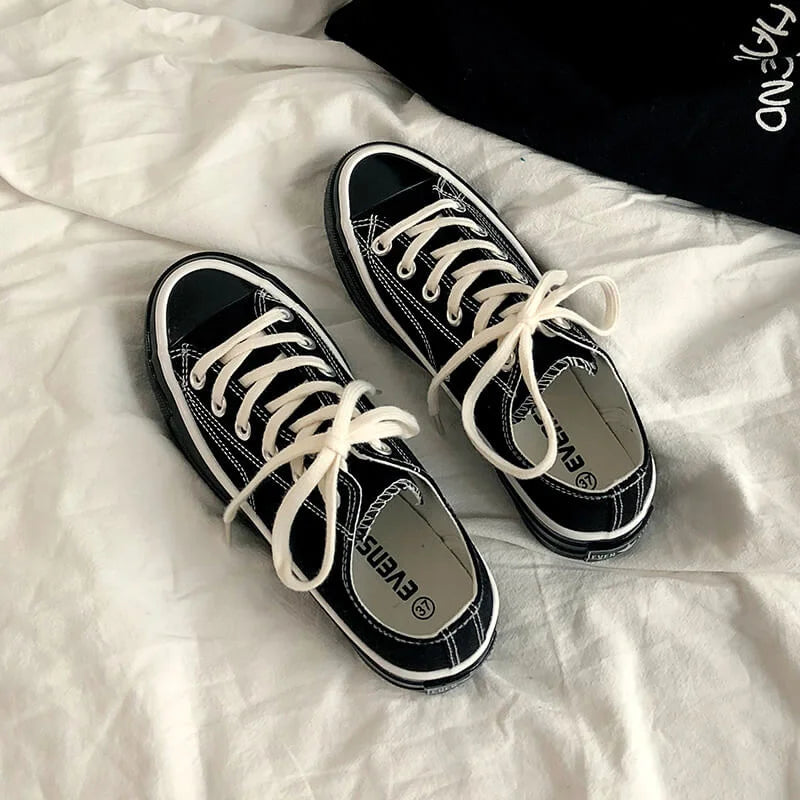 Classic Solid Black Unisex Canvas Shoes  New Spring High-top Outdoor Casual Sneakers Comfortable Breathable Footwear 35-44