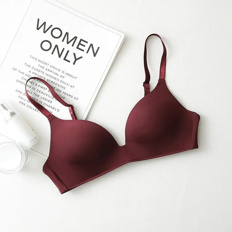 Thin Triangular Cup Bra Adjustable Shoulder Strap Gather Brassiere Wireless Anti-glare Bralette Seamless Sleeping Women Lingerie