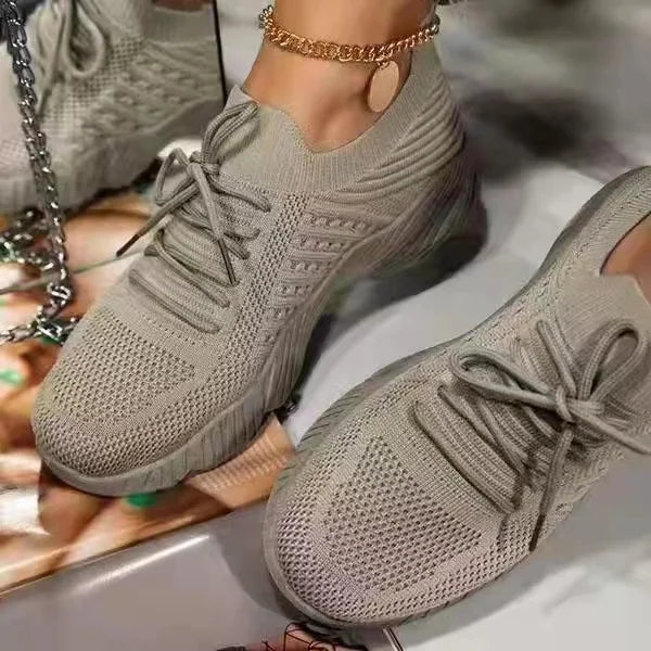 Ins Korean Trendy Little Daisy Sport Shoes Girls Breathable Running Shoes for Women Chunky Sneakers