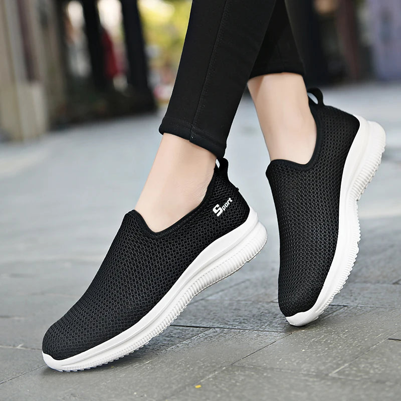 Summer Mesh Sneakers Men Fashion Outdoor Mens Casual Shoes Lightweight Slip on Walking Shoes Unisex Breathable Zapatillas Hombre