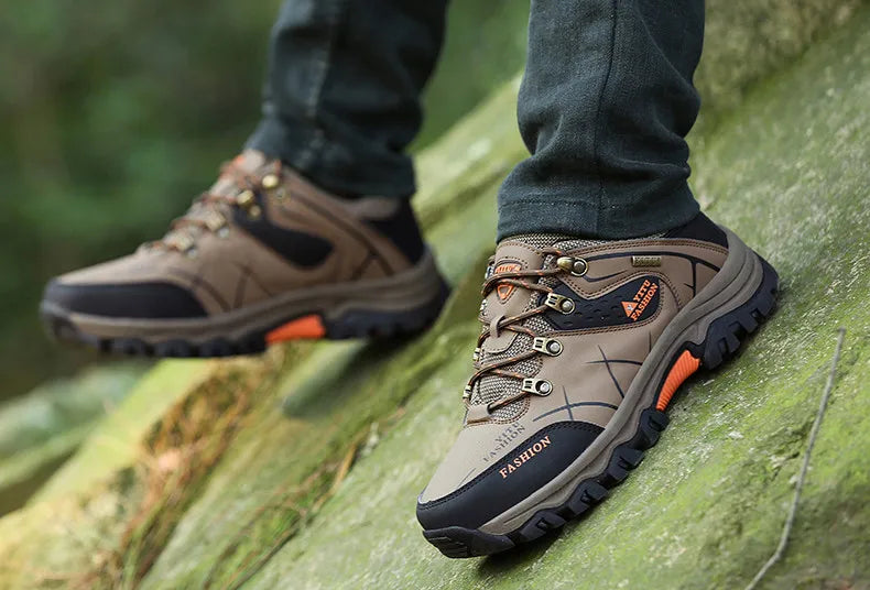 Brand New Spring Autumn Men Work Casual Shoes Men Outdoors Leather Round Toe Sneakers Men Climbing Hiking Shoes Big Size 39-47