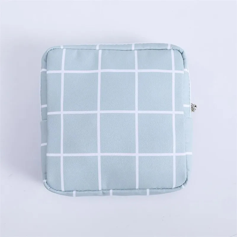 Fashion Women Small Cosmetic Bags Travel Mini Sanitary Napkins Make Up Coin Money Card Lipstick Storage Pouch Purse Bags