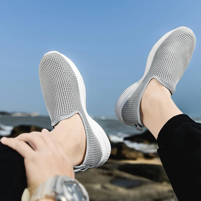 Summer Mesh Sneakers Men Fashion Outdoor Mens Casual Shoes Lightweight Slip on Walking Shoes Unisex Breathable Zapatillas Hombre