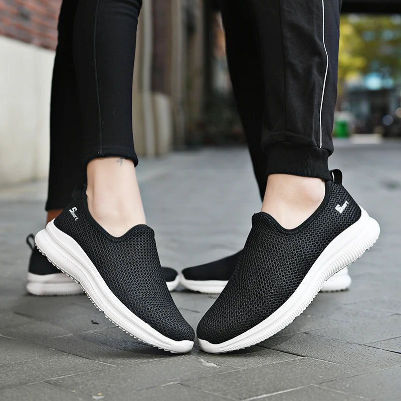 Summer Mesh Sneakers Men Fashion Outdoor Mens Casual Shoes Lightweight Slip on Walking Shoes Unisex Breathable Zapatillas Hombre