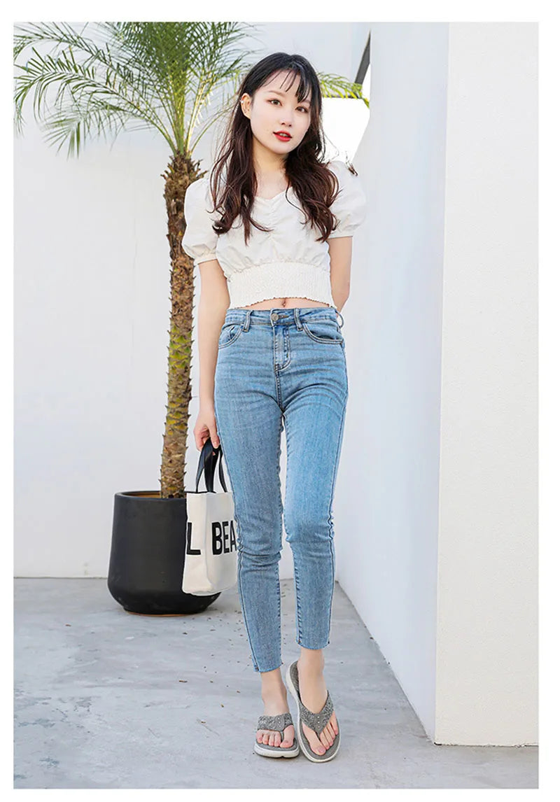 Summer Shoes Women Beach Slippers Fashion Holiday Slippers Flip Flops Thick Sole Soft Casual Ladies Footwear Big Size A3425
