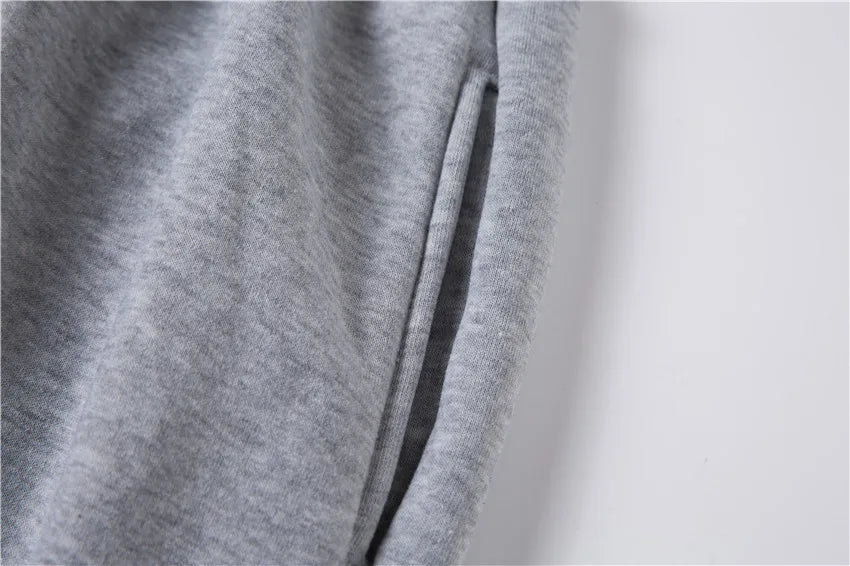 New Men Set Spring Autumn Fashion Mens Tracksuit Cotton Comfortable Two Piece Casual Sportswear Set Male Hoodies + Pants Solid
