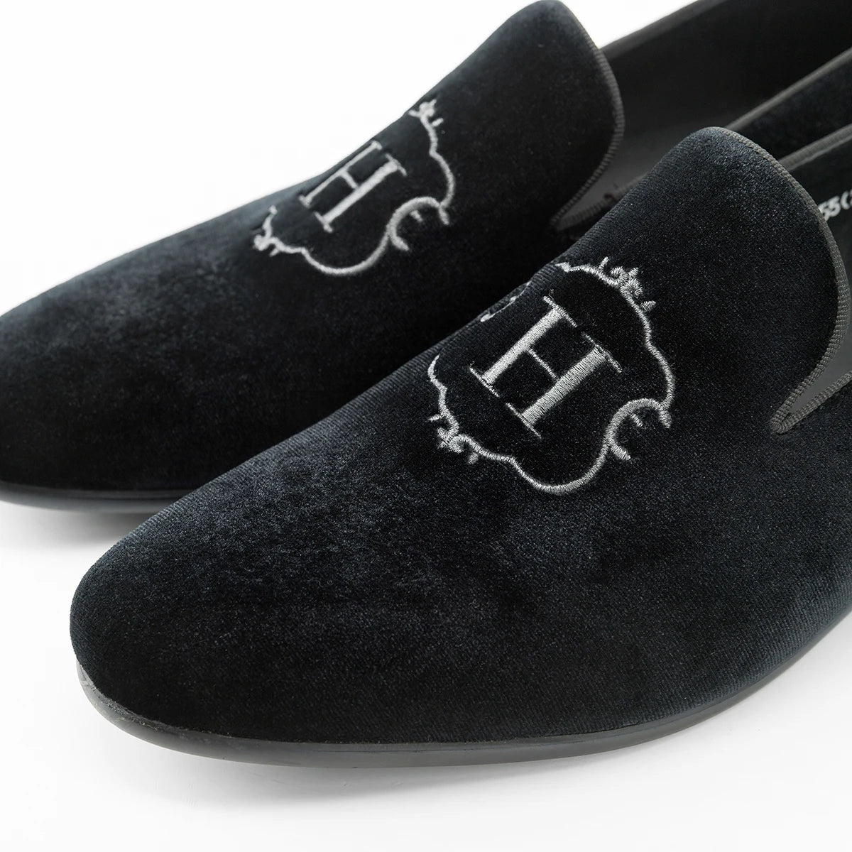 Hanmce 2025 New Design Fashion Velvet Material Slip On Luxury Hand Made Smoking Men Shoes
