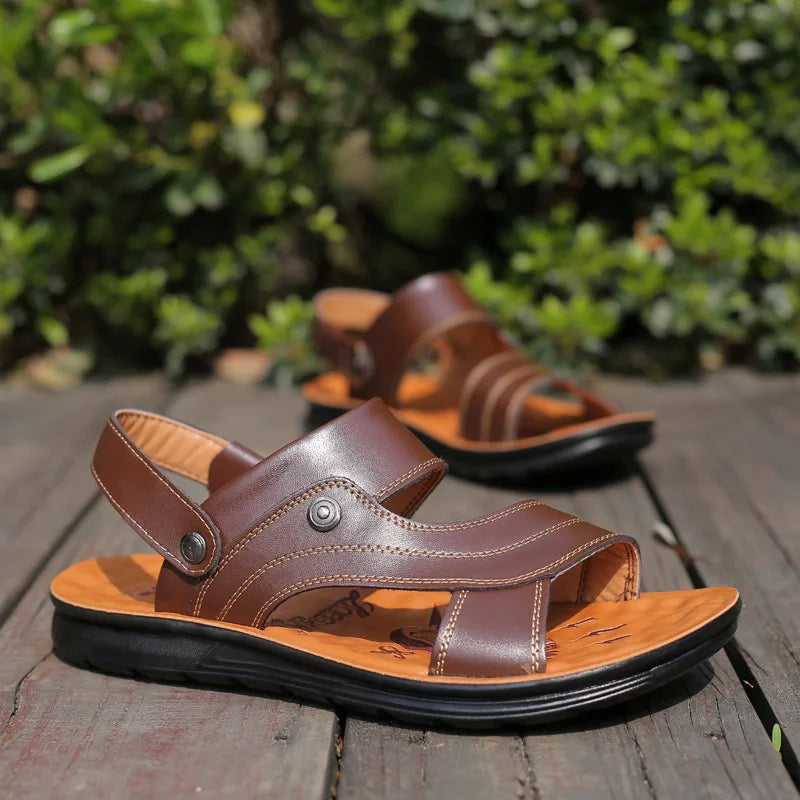 man 2020 Summer beach sandals  fashion new personality men's slidder  sandal  outdoor non-slippery beach slippers  man shoes