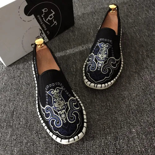 Embroidered Men's Casual Loafers Summer Fashion Slip on Male Canvas Shoes Lightweight Breathable Flat Shoes