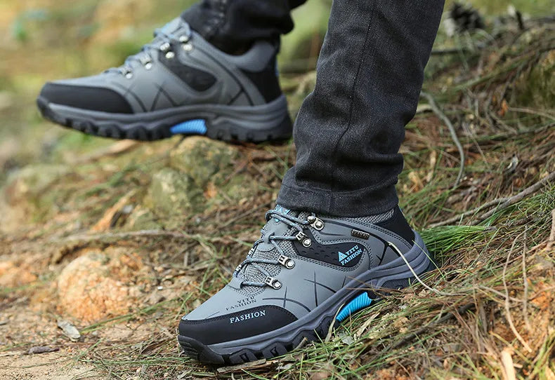 Brand New Spring Autumn Men Work Casual Shoes Men Outdoors Leather Round Toe Sneakers Men Climbing Hiking Shoes Big Size 39-47