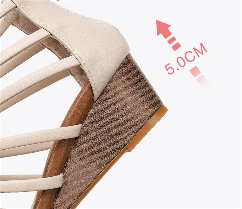 YAERNI Summer New Women Shoes Fashion Casual Outdoor Beach Slippers Comfortable Flat Bottomed Toe Women Sandals Plus Size