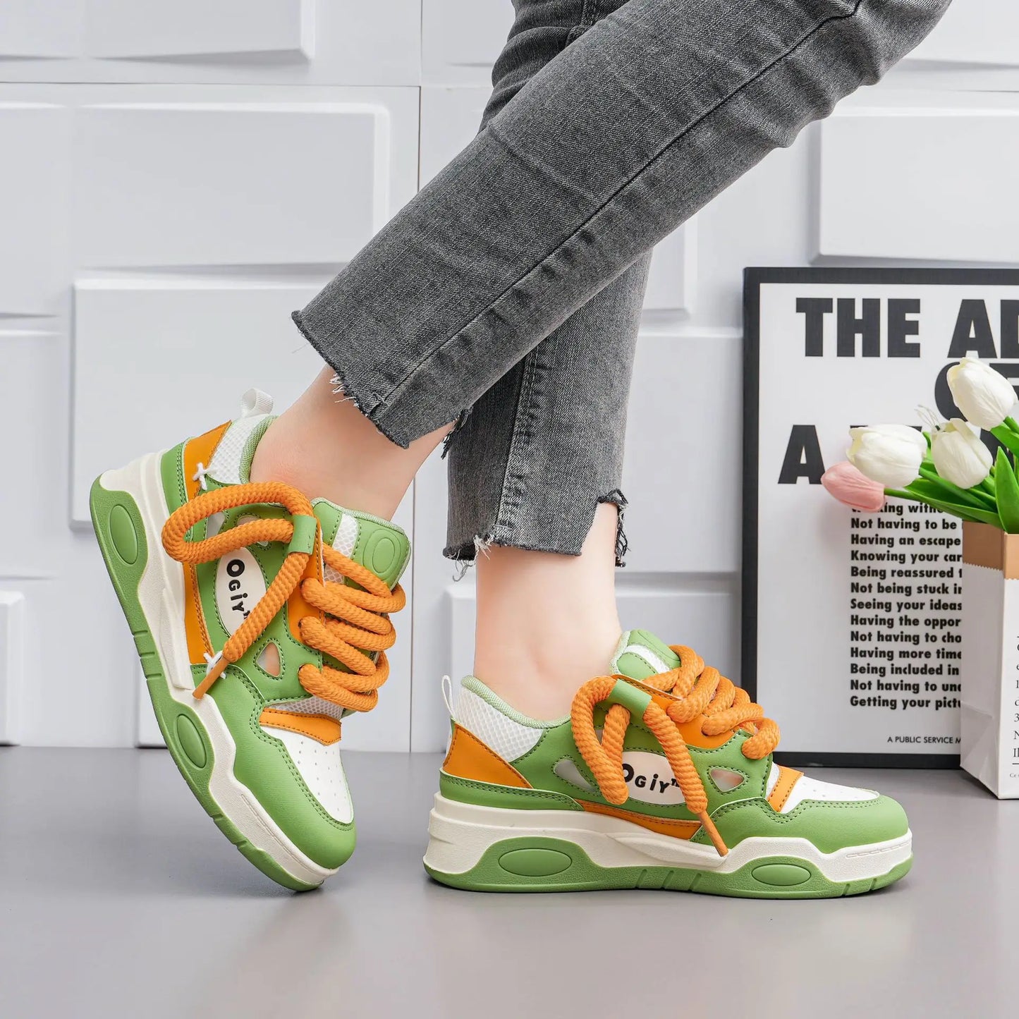 New Styles High Quality Unisex Shoes Designer Fashion Trend Running Shoes Walking Style Shoes for Women Zapatos Sneakers