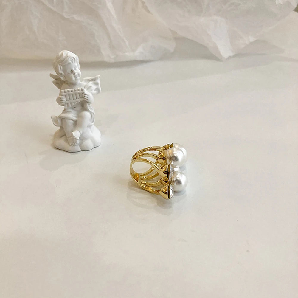 Elegant Retro Oversize Multi Pearl Rings for Women Lady Shiny Crystal Rhinestone Irregular Charm Open Rings Jewelry
