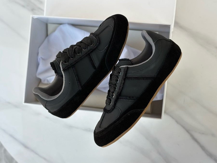 Autumn 2024 new MM * 6 comfortable golden training shoes women's sports casual shoes teleport Seoul new Chinese women's shoes