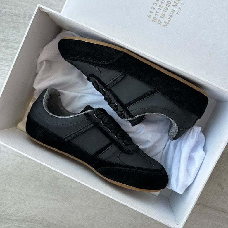 Autumn 2024 new MM * 6 comfortable golden training shoes women's sports casual shoes teleport Seoul new Chinese women's shoes