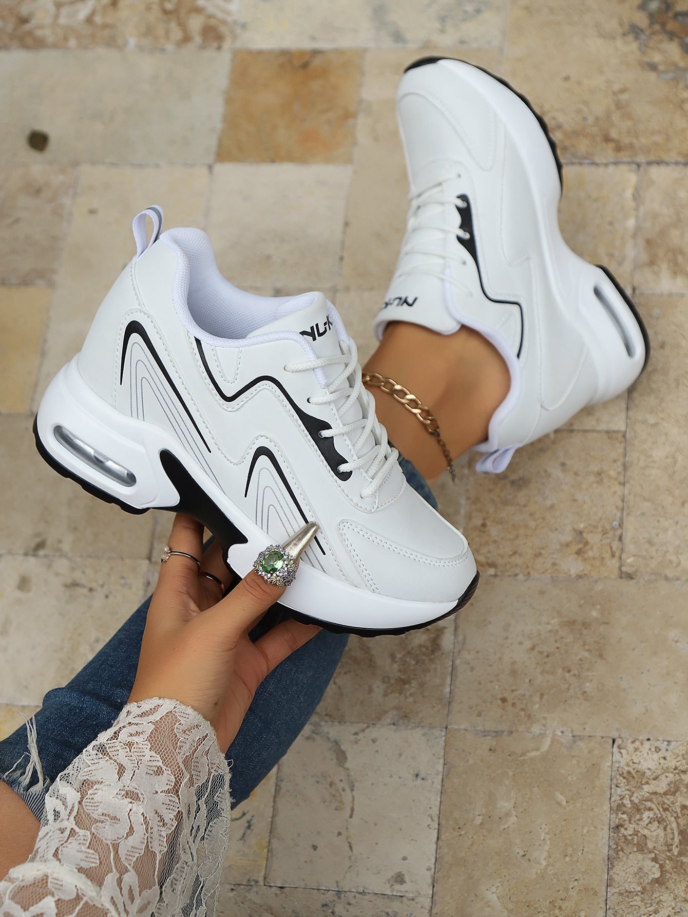 Summer Wear-Resistant Height-Increasing Dad Shoes Mesh Tendon Sole Running Shoes Breathable Non-Slip Sports Shoes