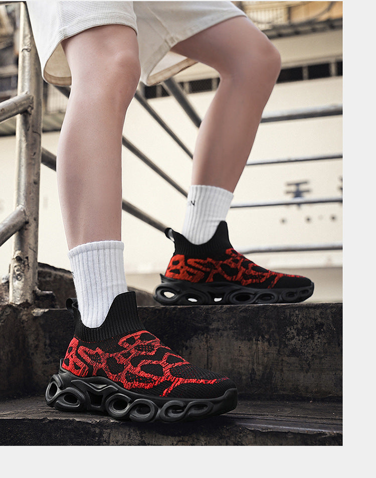 Men's Shoes Summer Breathable Flying Knitting Socks Men's Mesh Shoes Casual sneaker Blade Cross-border plus size Running Shoes Trendy