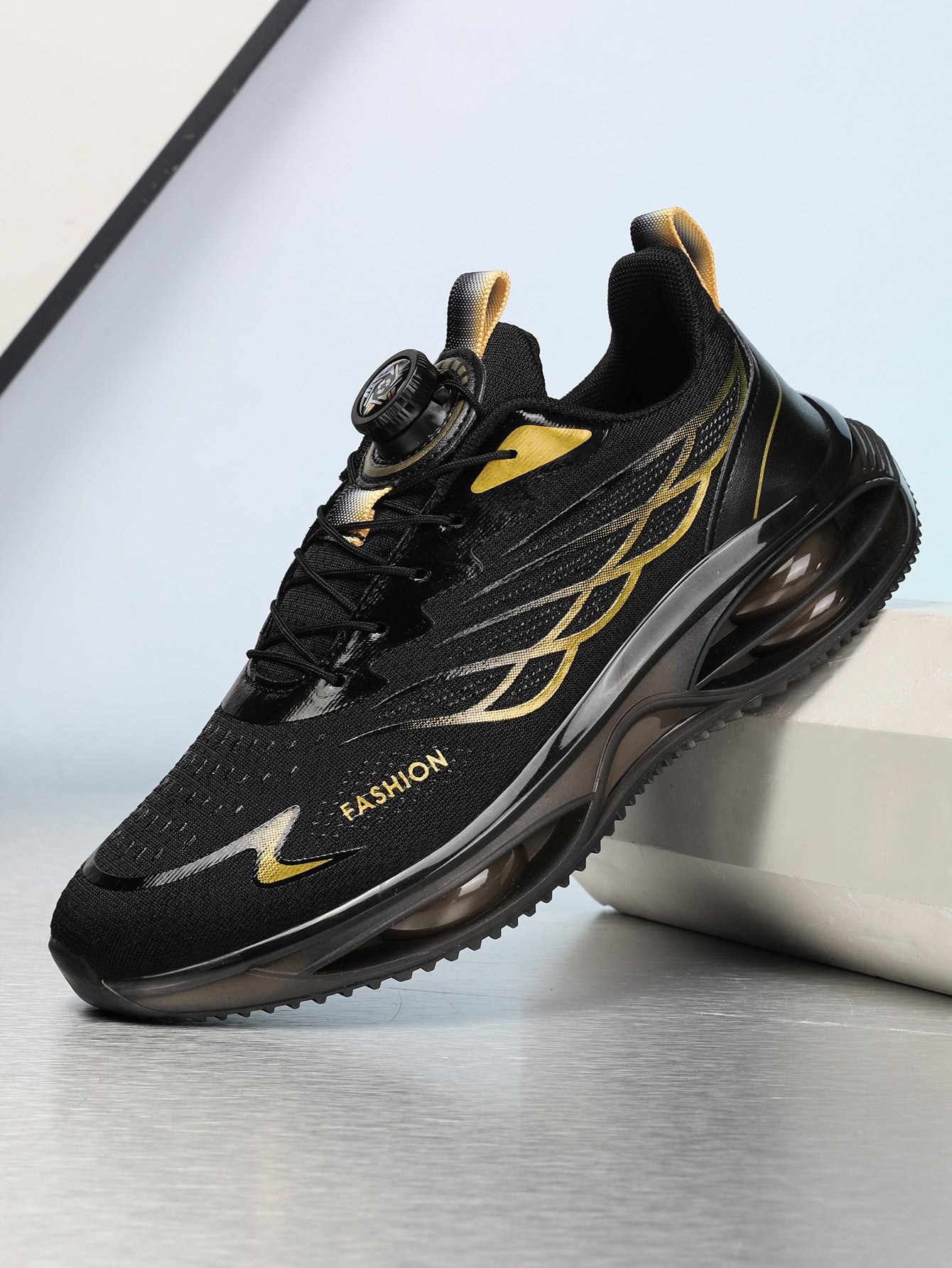 Men's Shoes 2025 New Autum Breathable Running Shock-Absorbing Trendy Shoes Swivel Buckle Mesh Casual Shoes Youth Sports Trend