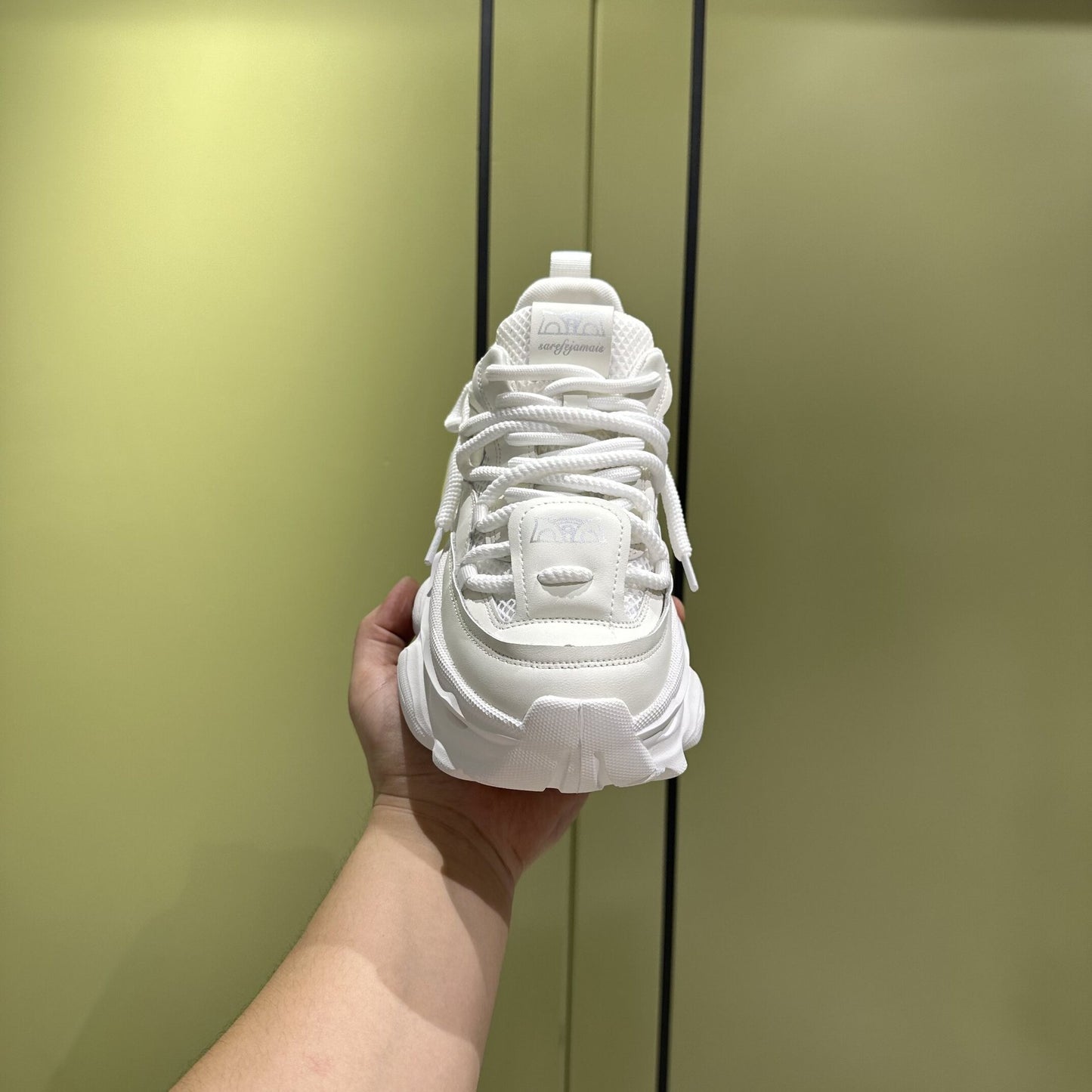 Classic All-Match High-Level Outdoor Hiking and Mountaineering Lightweight Air Cushion Shock Absorbing sneaker Elastic Ins Torre Shoes for Men