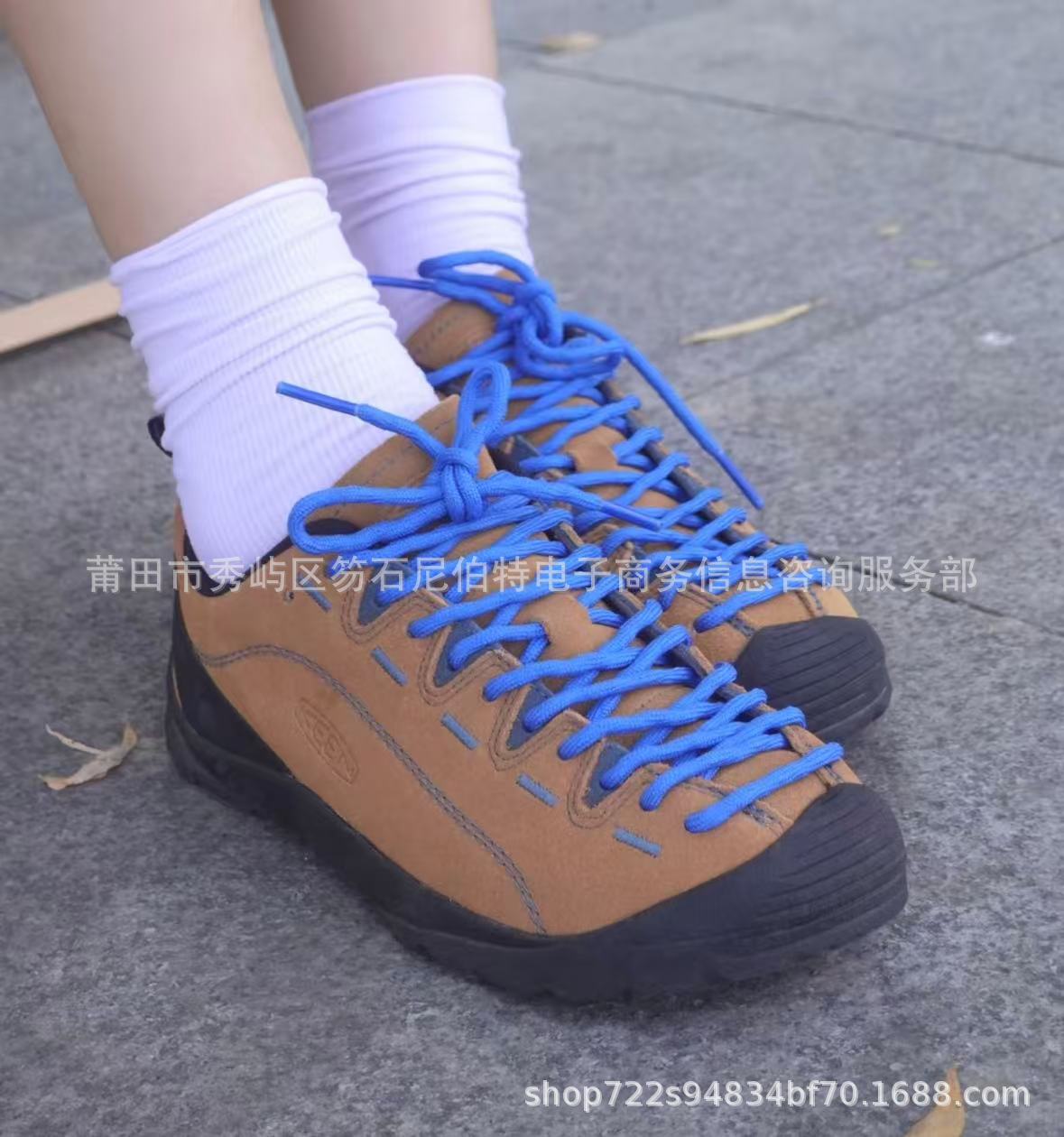 Keenn Sports and Leisure Ugly Shoes Couple Style Outdoor Hiking and Mountaineering Shoes Retro Sports Versatile Shoes