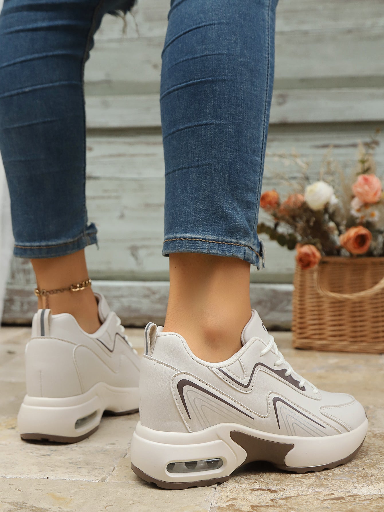 Summer Wear-Resistant Height-Increasing Dad Shoes Mesh Tendon Sole Running Shoes Breathable Non-Slip Sports Shoes
