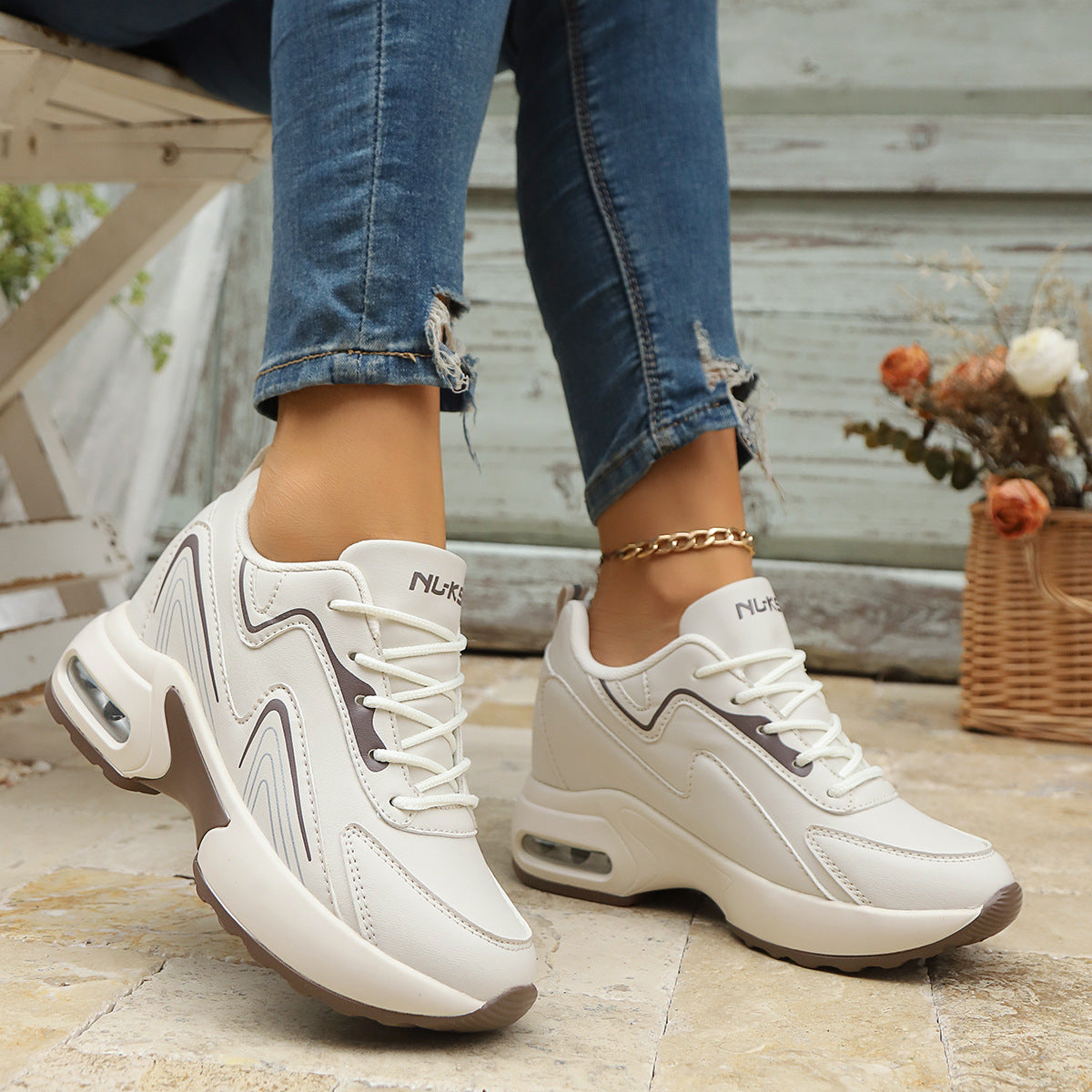 Summer Wear-Resistant Height-Increasing Dad Shoes Mesh Tendon Sole Running Shoes Breathable Non-Slip Sports Shoes