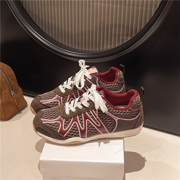 Summer Mesh Breathable Moral Training Shoes for Women 2025 New Versatile Mesh Forrest Gump Shoes Lace-Up Thick-Soled Casual Sports Shoes
