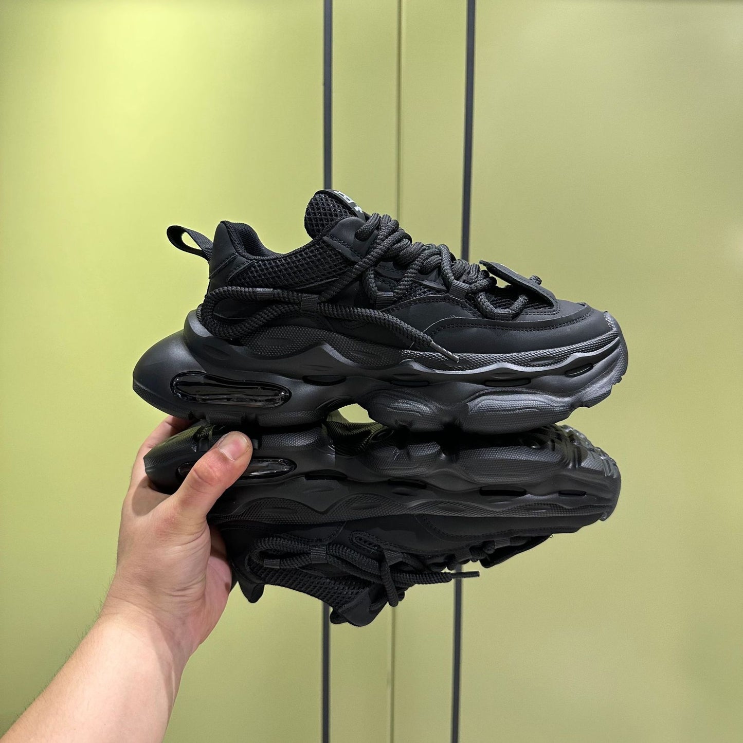 Classic All-Match High-Level Outdoor Hiking and Mountaineering Lightweight Air Cushion Shock Absorbing sneaker Elastic Ins Torre Shoes for Men