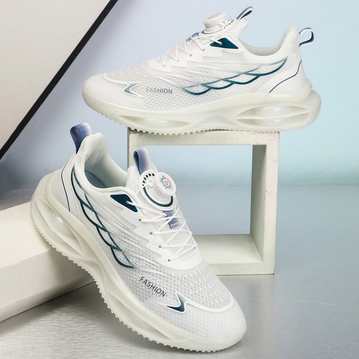 Men's Shoes 2025 New Autum Breathable Running Shock-Absorbing Trendy Shoes Swivel Buckle Mesh Casual Shoes Youth Sports Trend