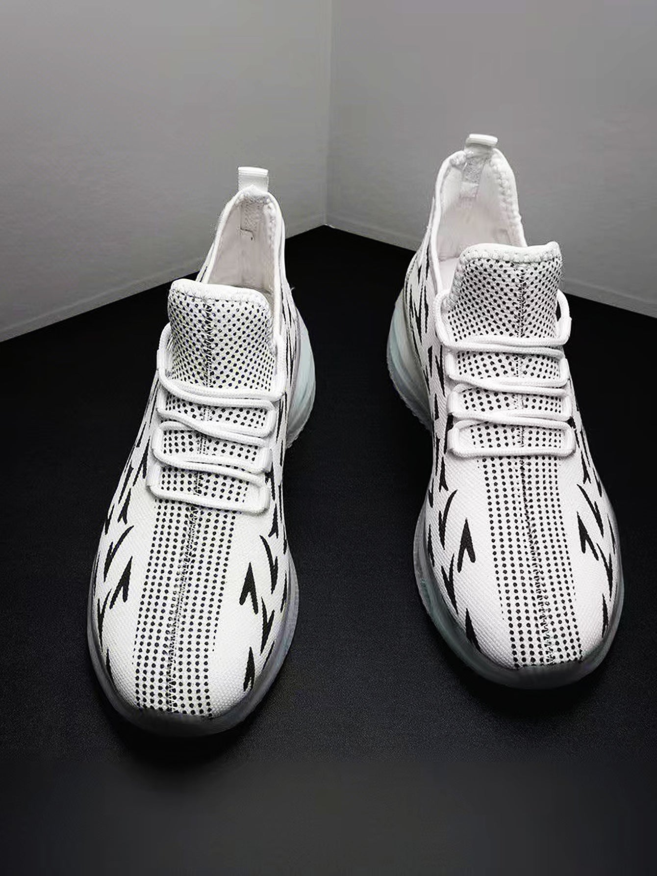 Cross-Border Summer New Lace-Up Mesh Lightweight Breathable Running Shoes Air Cushion Hiking Shoes Casual Sports Trendy Shoes Versatile