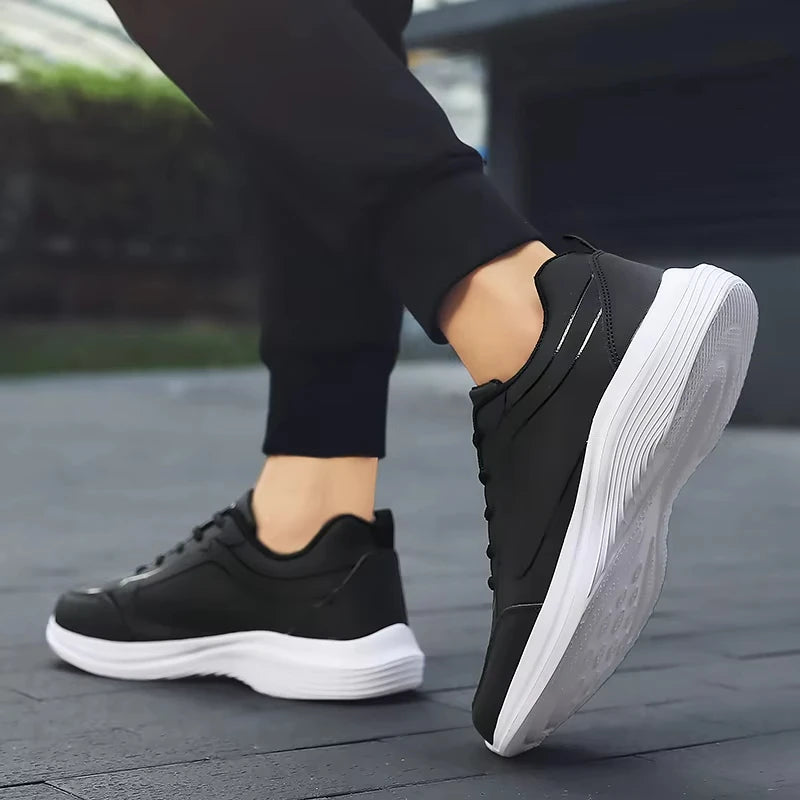 Men's Sneakers Lightweight Running Shoes New Breathable Non-slip Casual Shoes Lace Up Soft Men Walking Shoes Outdoor Tennis Shoe