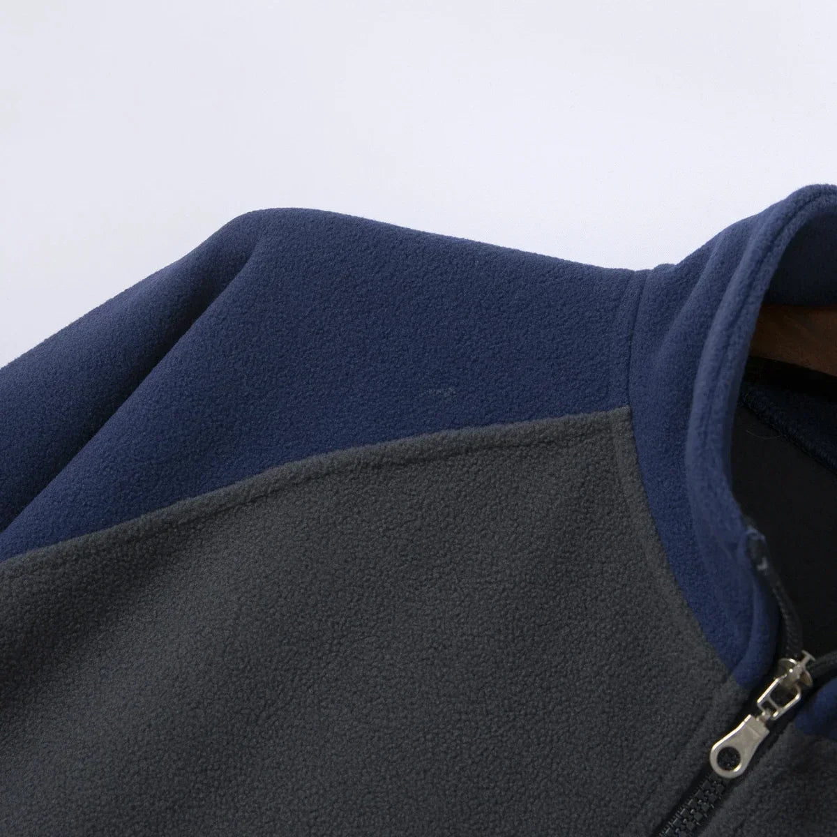 2024 New Half Zipper Tactical Jackets Men's Winter Warm Fleece Sweatshirts Outdoor Hunting Shooting Patchwork Pullover Coats Men