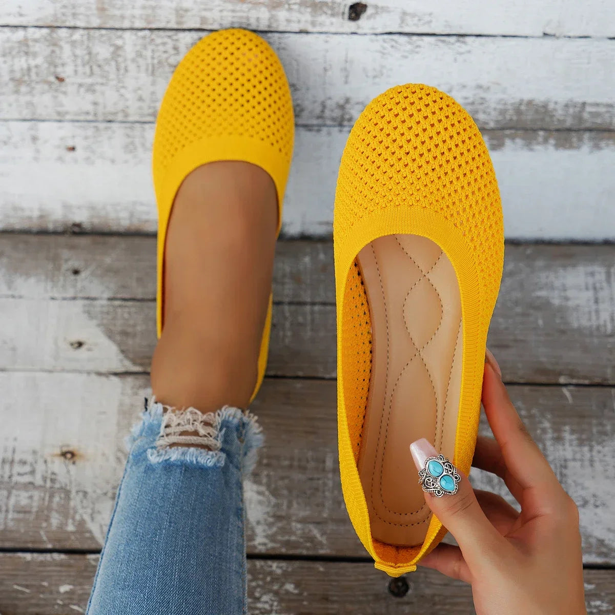 Women Round Toe Flat Shoes Solid Color Knitted Slip on Shoes Casual Breathable Ballet Flats Women Mesh Flat Shoes Loafers Woman
