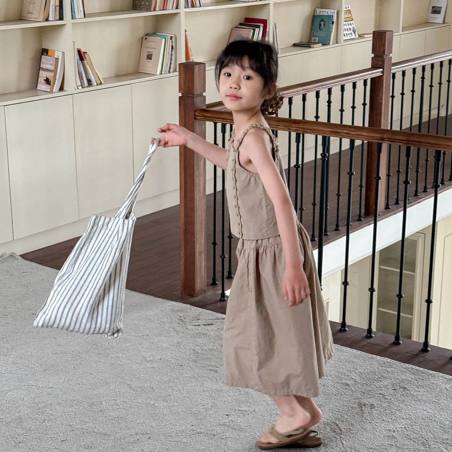2025 Summer New Girls Sleeveless Clothes Set Kids Girls Flower Sling Vest + Pants 2pcs Suit Children Clothing Baby Outfits