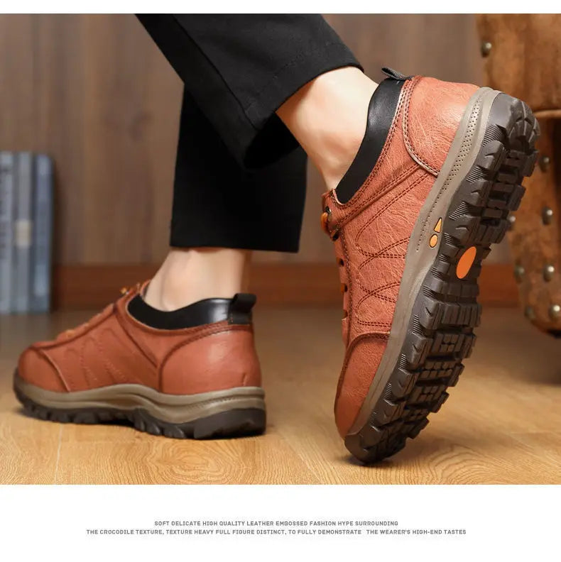 Men's Outdoor Leisure Shoes Mountaineering Fashion Sports Shoes Anti Slip Lightweight Shoes Comfortable Men Sneakers