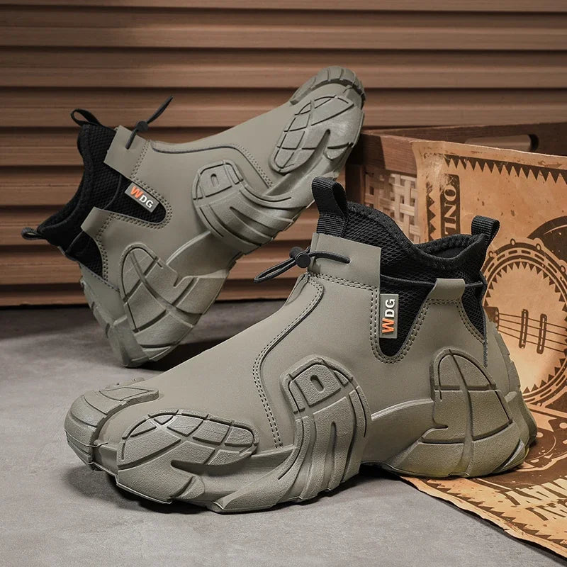Men's Outdoor Short Boot Thick Soled High Top Casual Shoes Fashionable Trendy Shoes Male Sports Shoe Autumn Bare Boots 2024 New