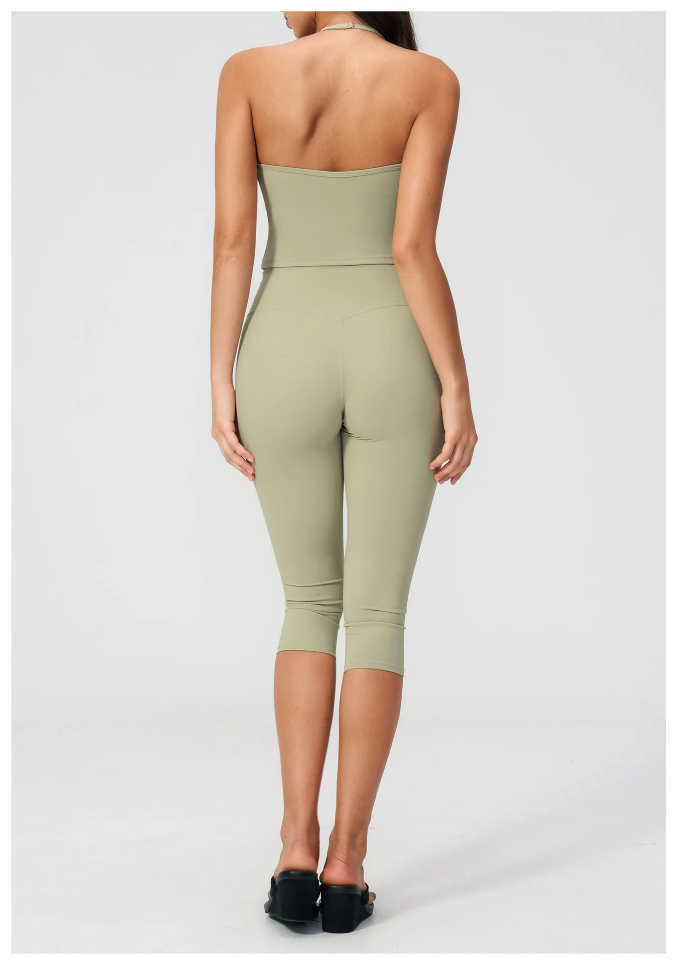 Sports Set Two Pieces Yoga Set Women's Sports Set Quick Drying Short Sleeve Fitness Set Gym Running Slim Capri Pants Sportswear