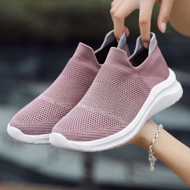 Men Sneakers Unisex Casual Shoes Soft Sole Slip-On Vulcanized Shoe Lightweight Loafers Plus Size Walking Men Shoes Tenis Hombres