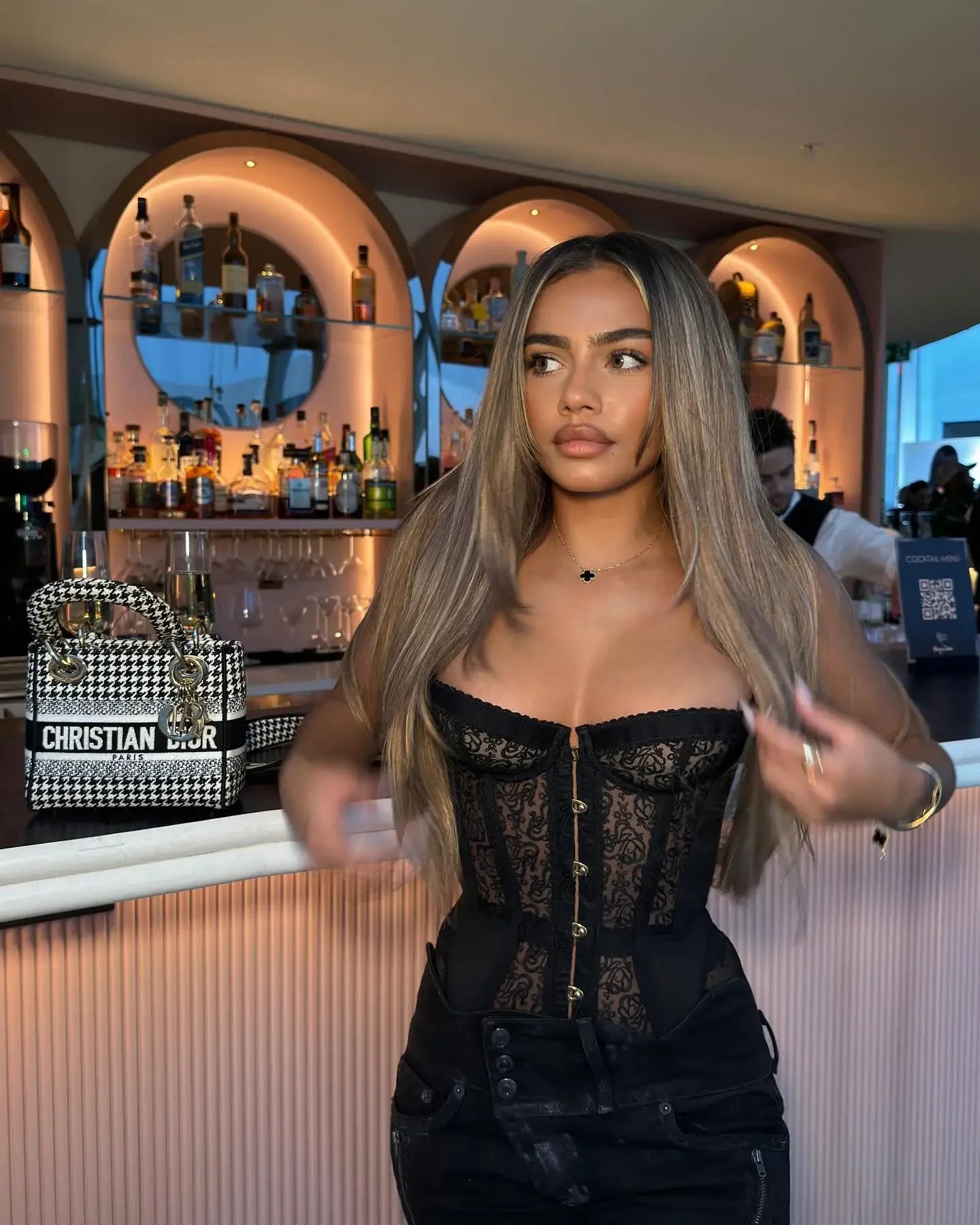 Sexy Hollow Out Fishbone Top Strapless Slim Fit Corset Vest Lace V Neck  Body Shaping Camisole Tops 2026 New Women Shaper Tanks