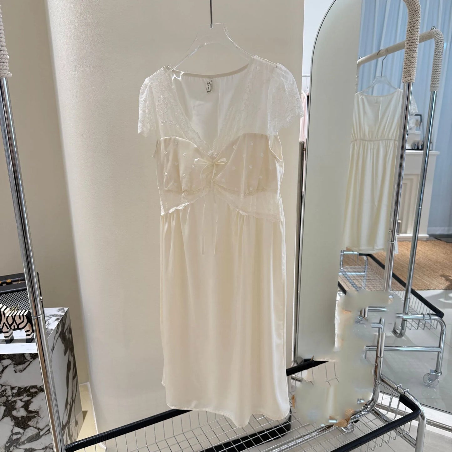 Summer Women Nightdress Sexy Perspective Lace Short Sleeve Nightgown Sexy V-Neck Home Dress Loose Satin Loungewear